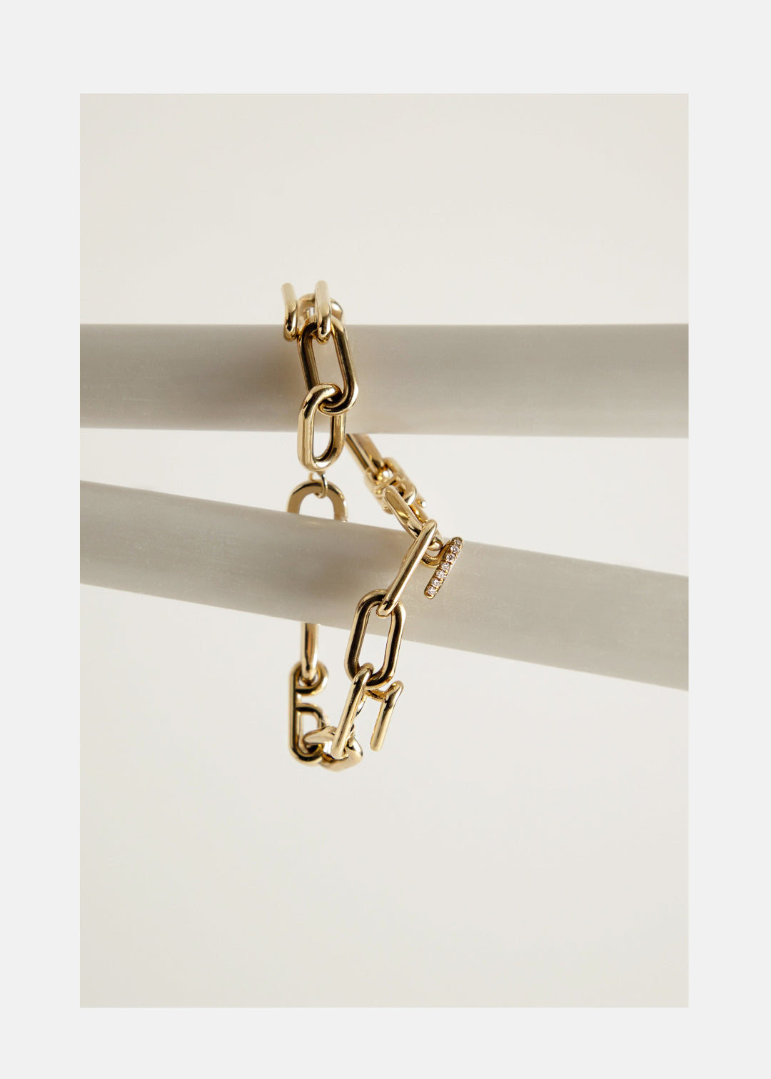 Grande Mono Half Pavé Chain Bracelet