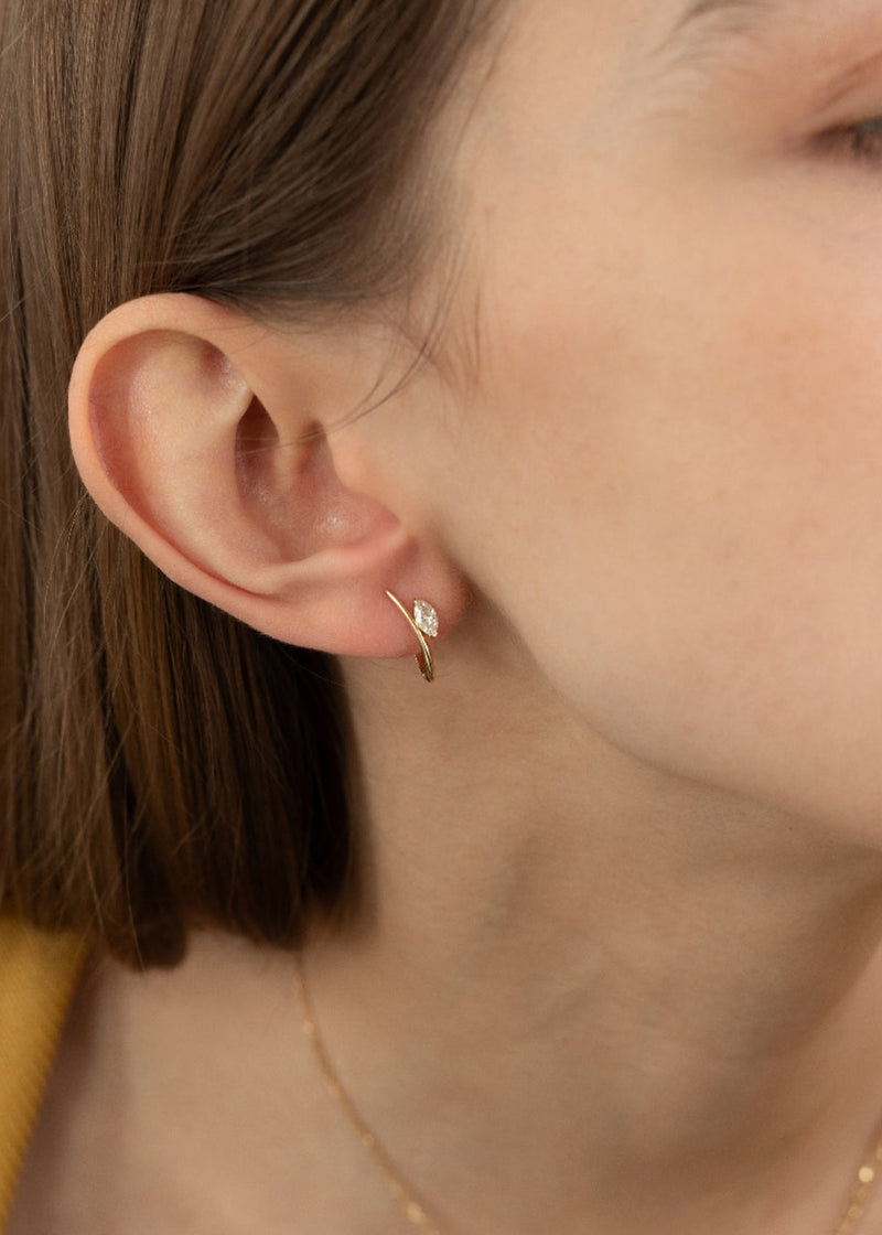 Marquise Serif Hoops
