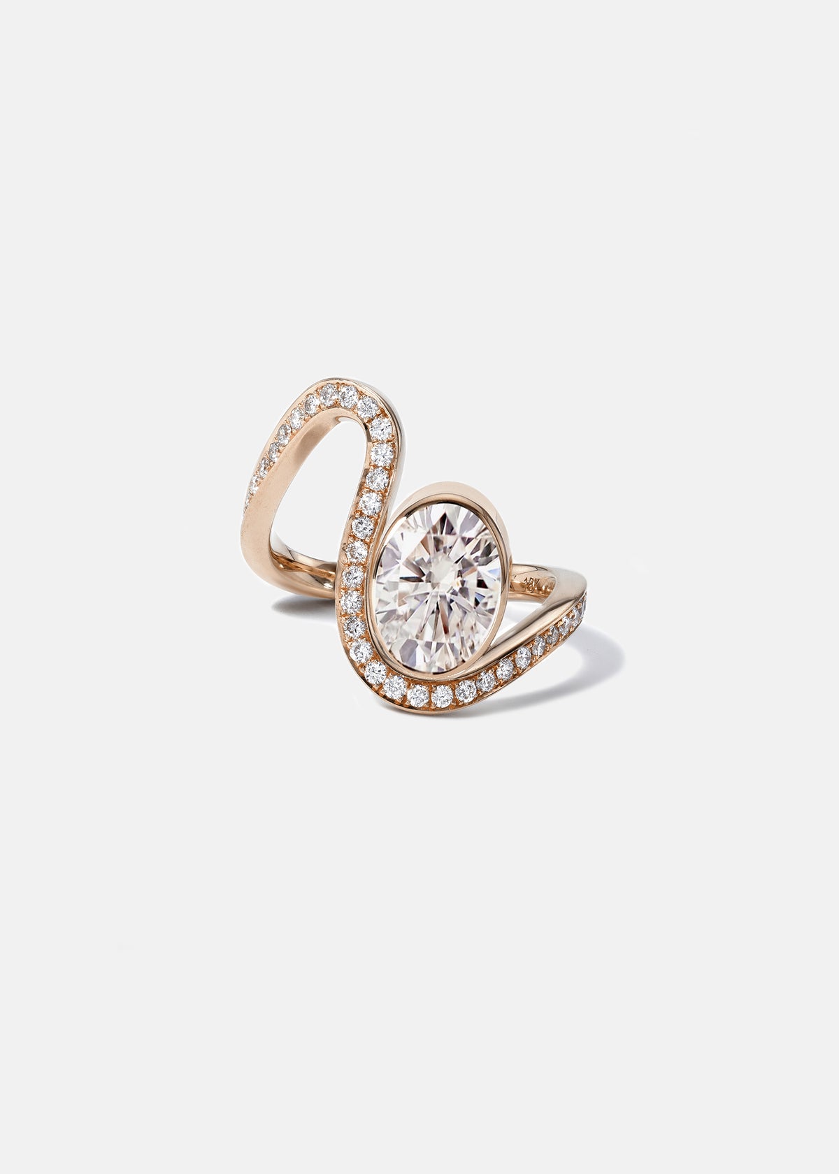 Oval Diamond Trace Pavé Ring