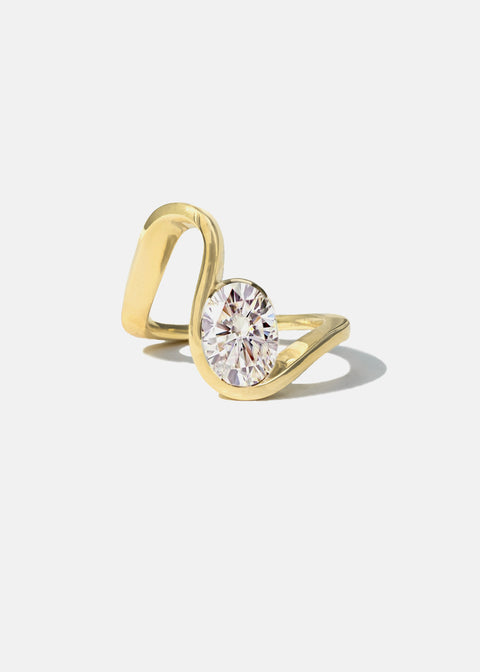 Oval Diamond Ribbon Trace Ring