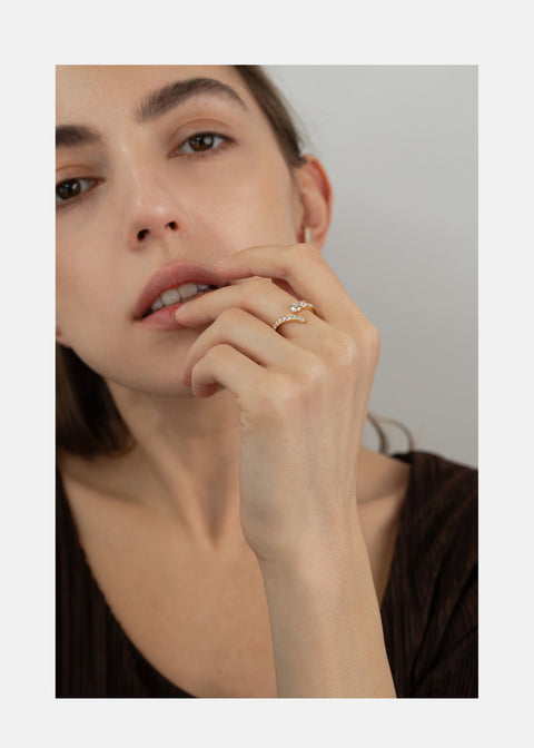 Ribbon Serif Ring