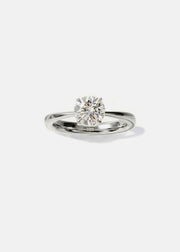 Éternal Round Brilliant Ring