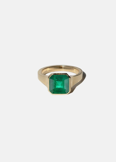 Asscher Emerald Cosma Ring
