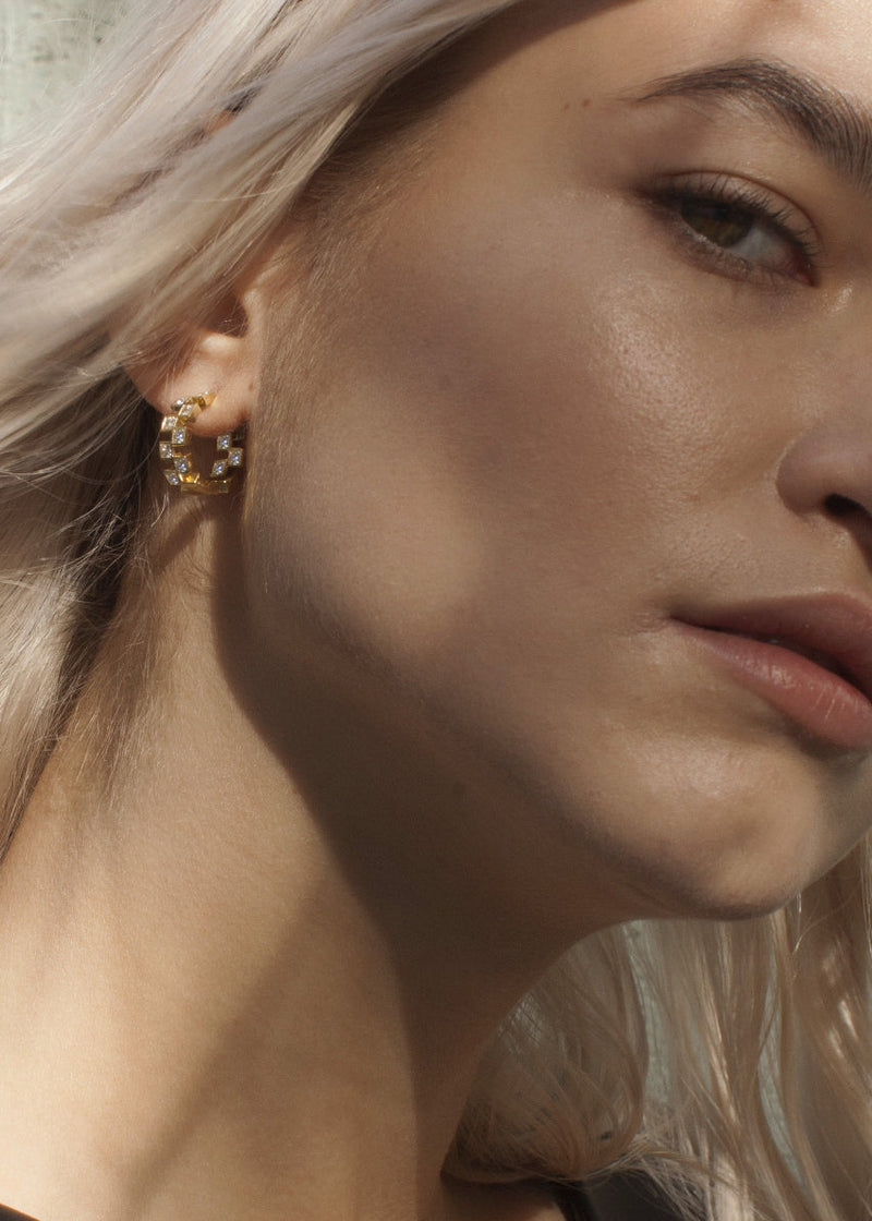Anerise Hoops