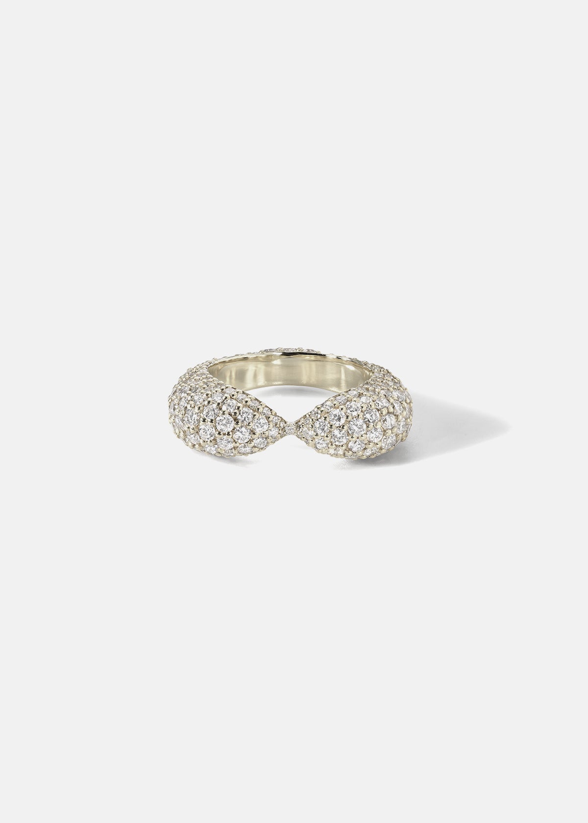 Éternal Cloud Pavé Ring