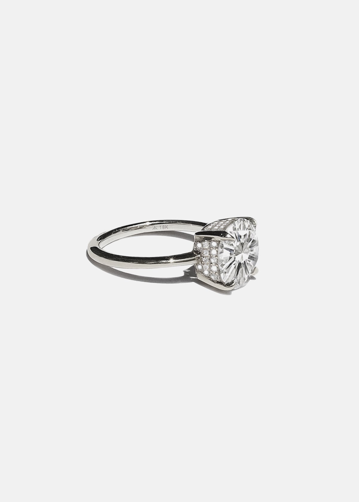 Cerré Solitaire Ring